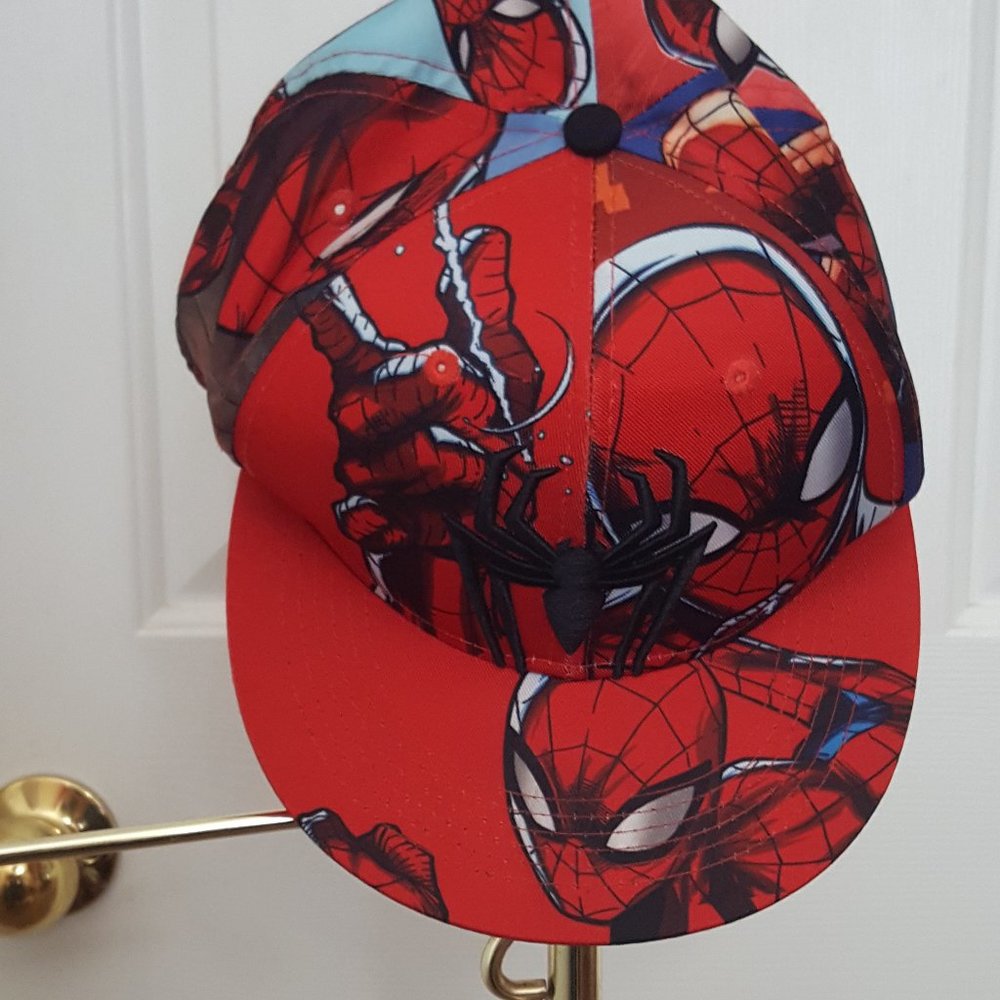 Marvel Comics Spiderman Embroidered Classic Character Costume Snapback Hat - Picture 2 of 7